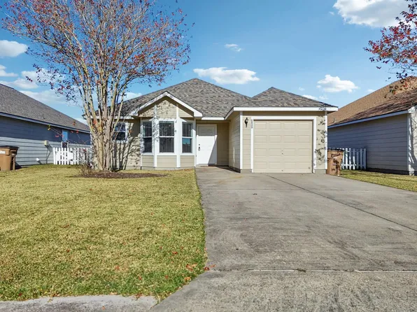 5049 Hauna Ln, Dickinson, TX 77539