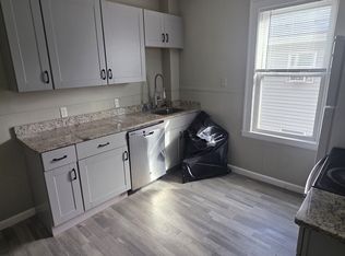 42 Beckford St APT 5, Beverly, MA 01915