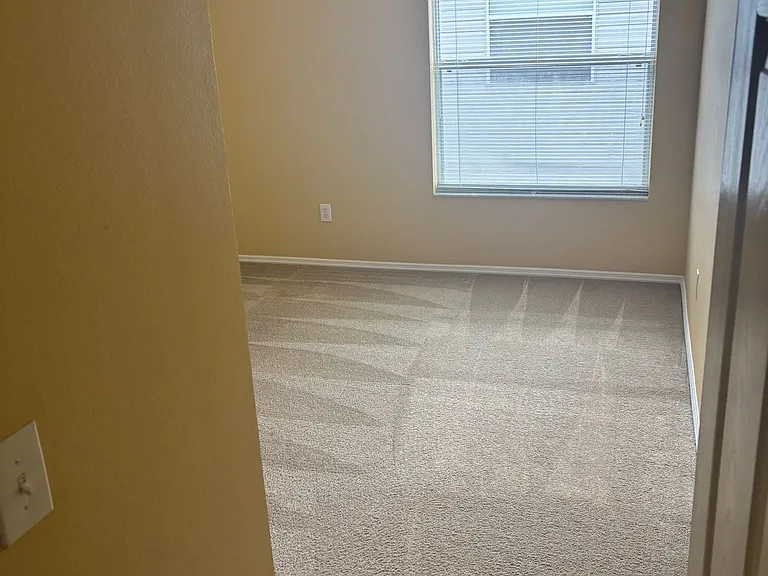 2102 Stoneview Rd — Photo 31