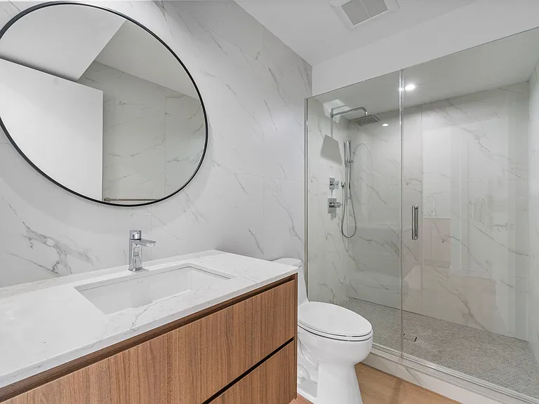 222 Washington Pl — Photo 15