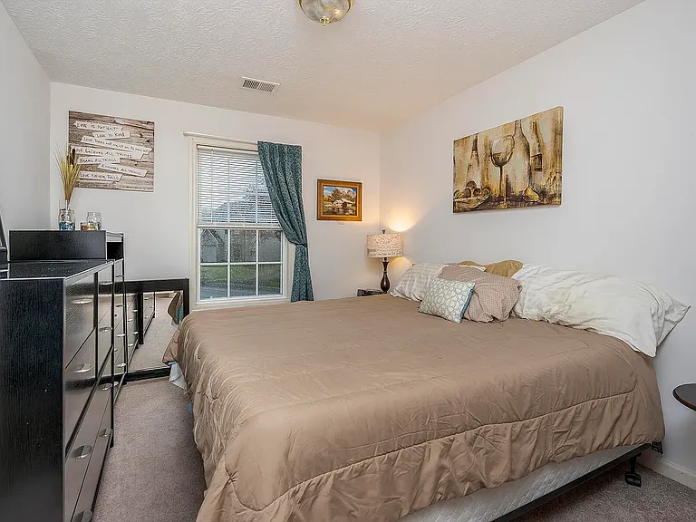 220 Strawberry Fields Rd — Photo 14