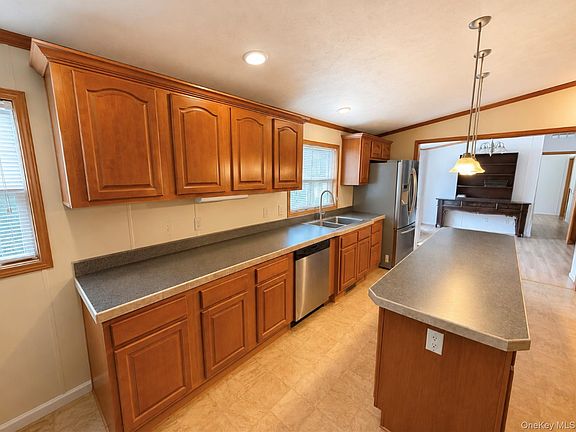 4th image of 13 Gardenia Drive