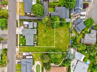 516 E Melody Ln, Newberg, OR 97132