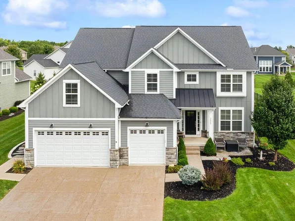 2449 Bryn Mawr Dr, Lewis Center, OH 43035