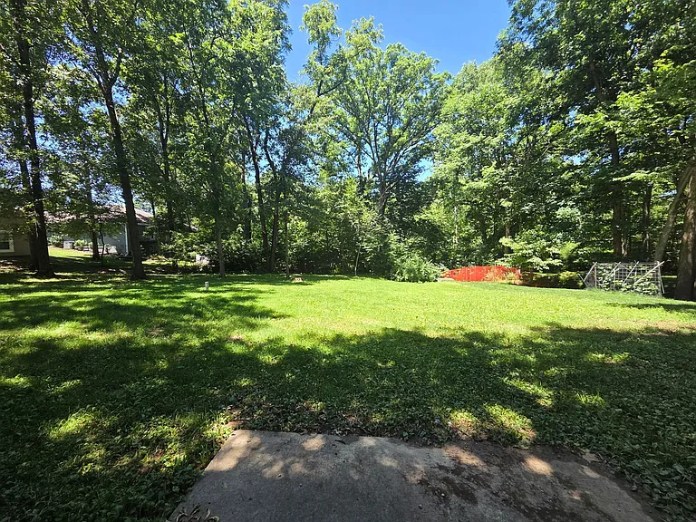 2301 Grant Ln — Photo 76