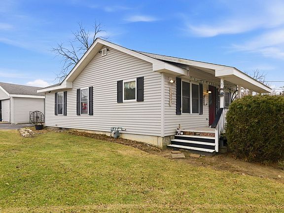 2nd image of 146 S Cooper Rd