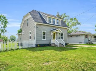 510 S 5th St, Fisher, IL