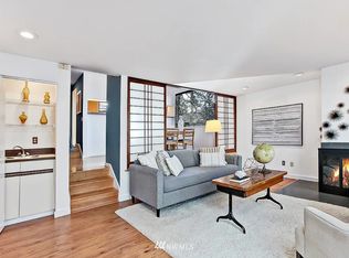 1111 E John St APT 1, Seattle, WA 98102