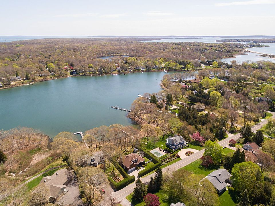 1st image of 7 Dickerson Dr