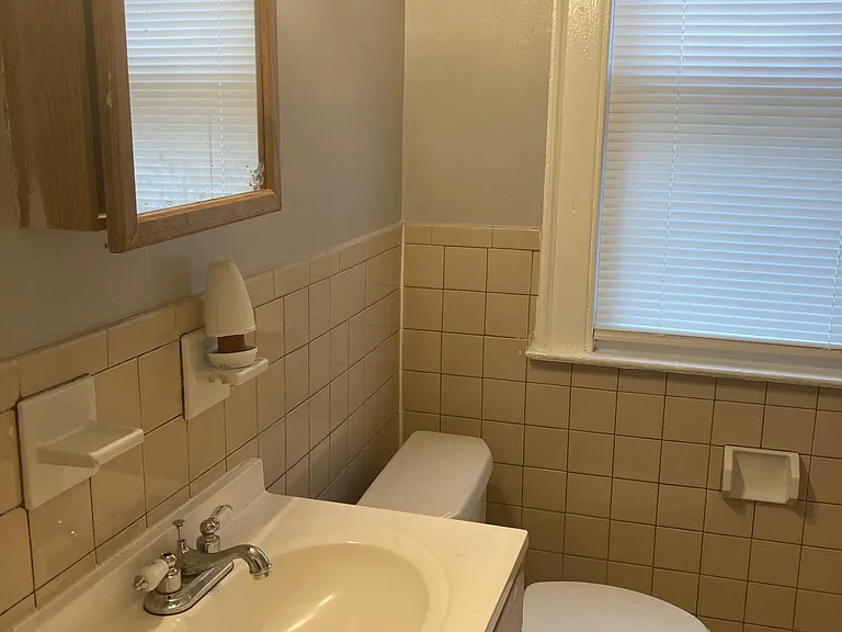 257 Sheffield Ave — Photo 10