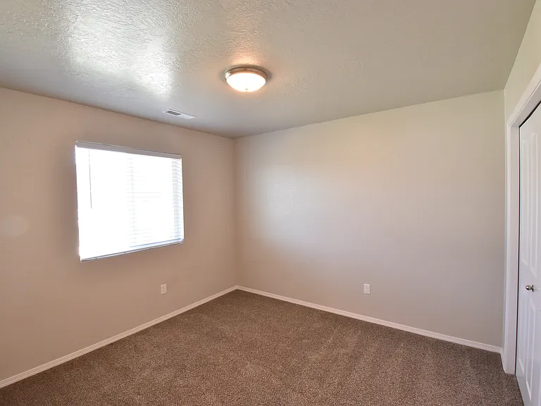 6825 S Allegiance Ave — Photo 17