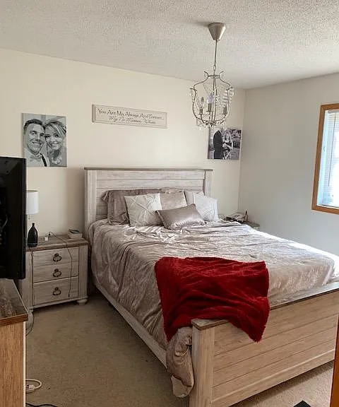 916 Wescott Sq #204 — Photo 2