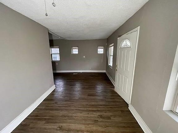 2nd image of 3207 E 62nd St