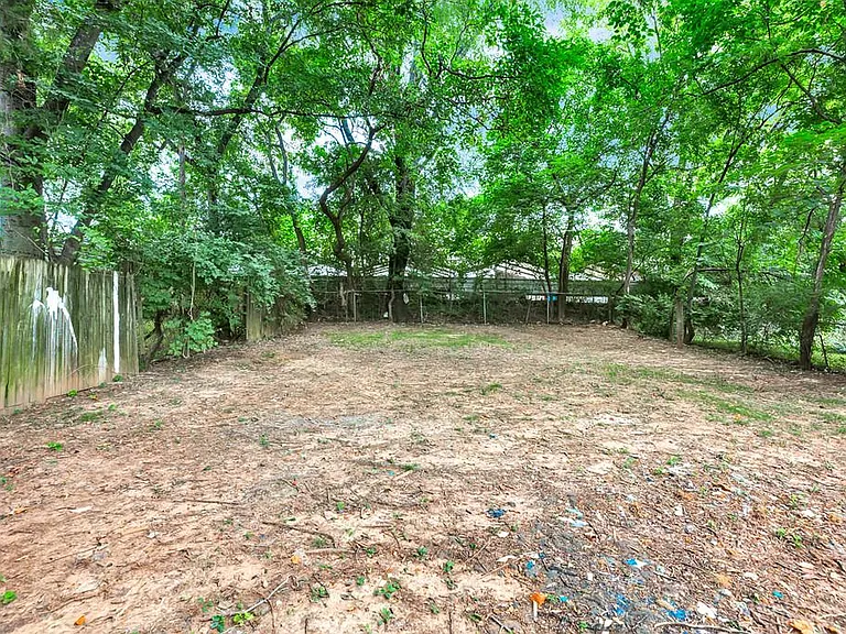 2910 Wilson Dr NW — Photo 19