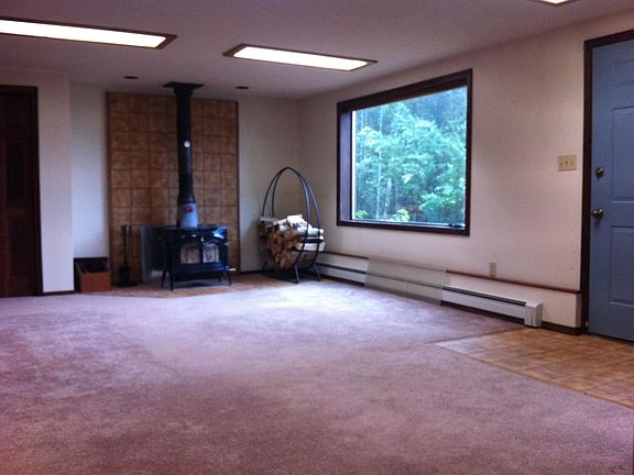 2nd image of 3512 Ida Ln #B