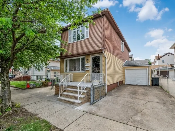 5 Westervelt Pl, Garfield City, NJ 07026