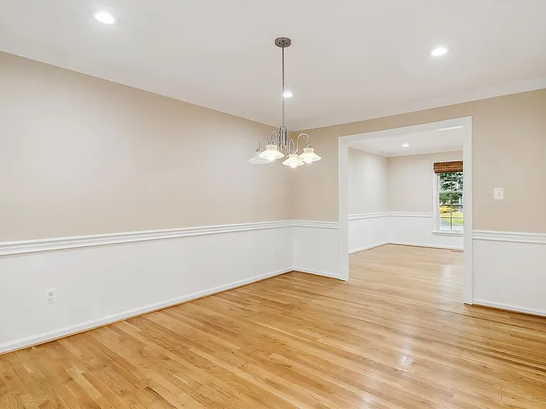 9309 Langford Ct — Photo 16