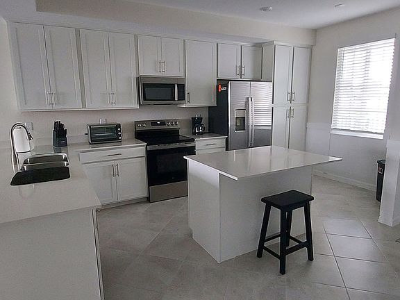 4th image of 15405 Green Acres Ave #2325
