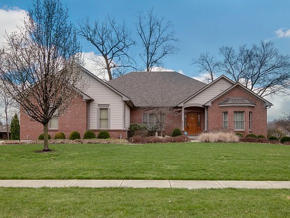 2nd image of 1260 Oakleaf Dr