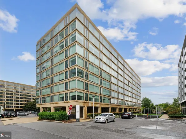 1101 3rd St SW APT 706, Washington, DC 20024