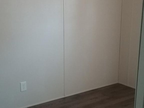 4th image of 5104 Pine Rock Ave