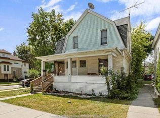 359 Gladstone Ave, Windsor, ON N9A 2P6