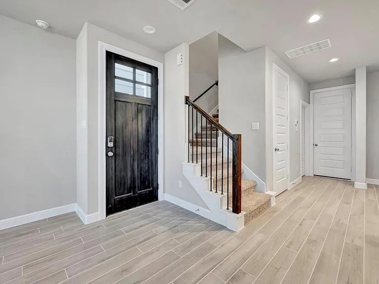 3120 Moontide Ln — Photo 5