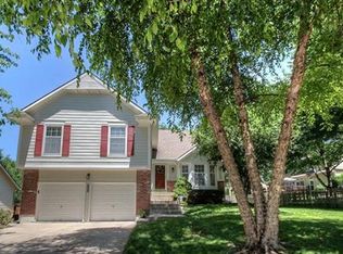14232 W 121st St, Olathe, KS 66062