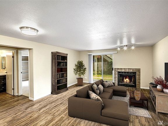 3rd image of 260 Newport Way NW #C-16