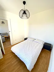 Rented by REALTY QUEST NEW YORK INC