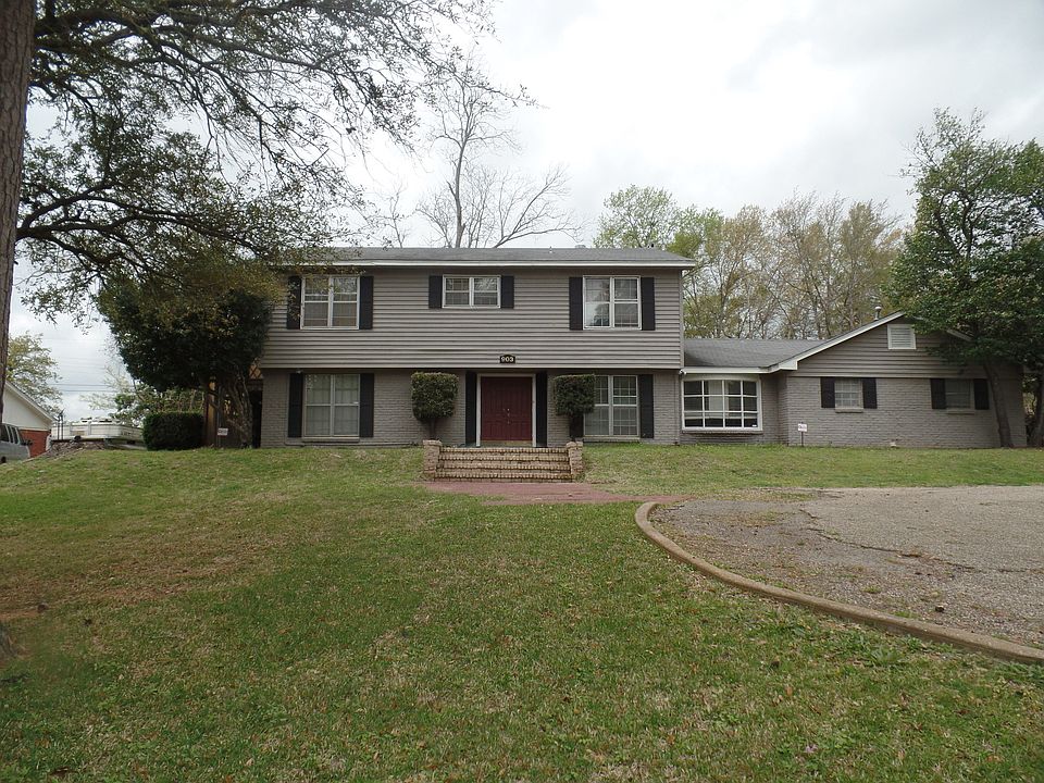 1st image of 903 Sherwood Ln