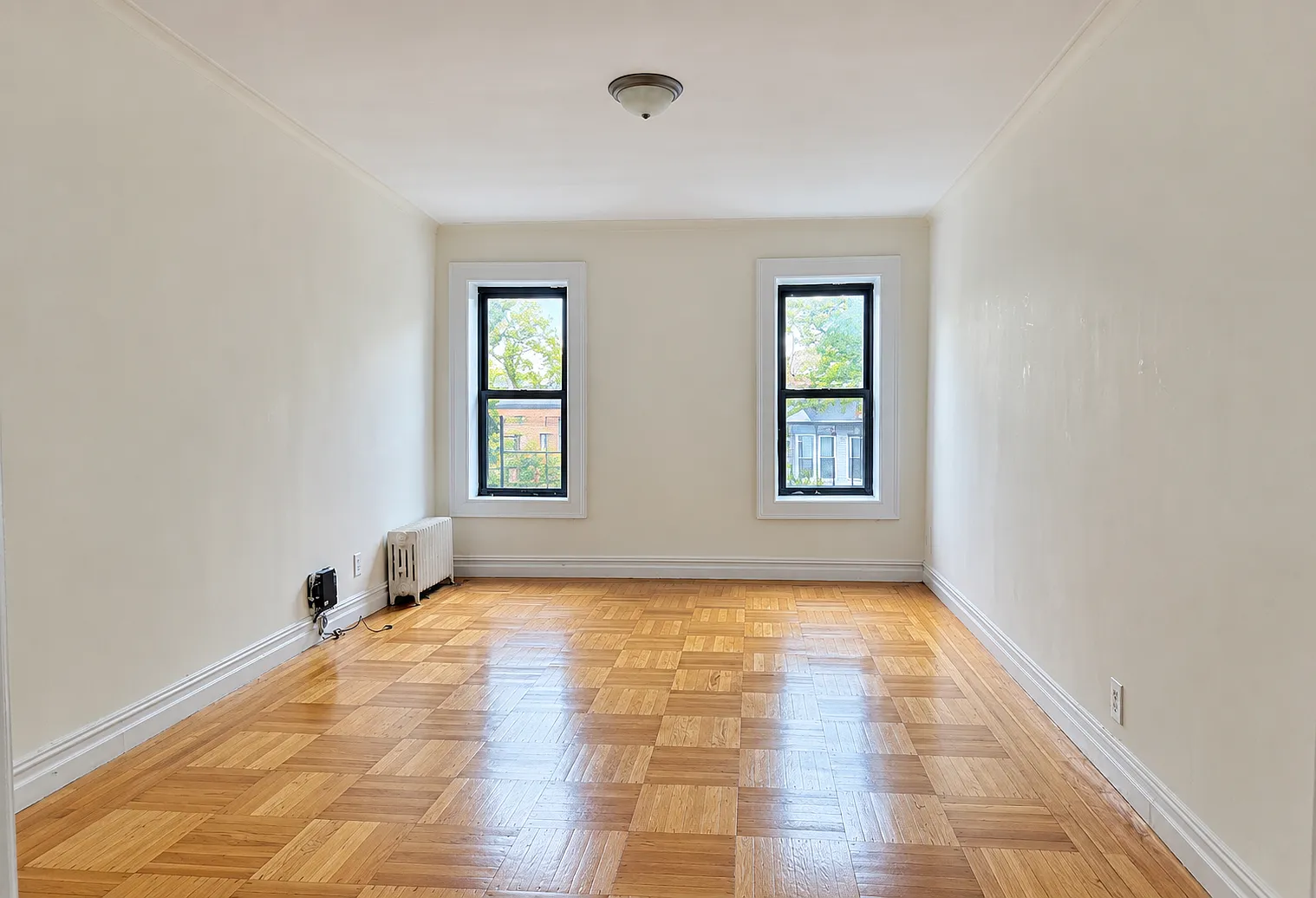 7101 Colonial Road — Photo 4