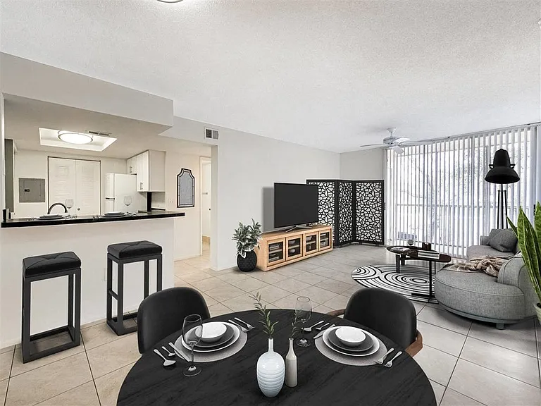 Sabal Pointe — Photo 35