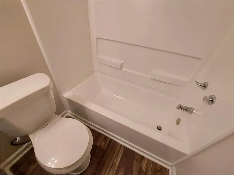 2923 Da Vinci Blvd — Photo 6