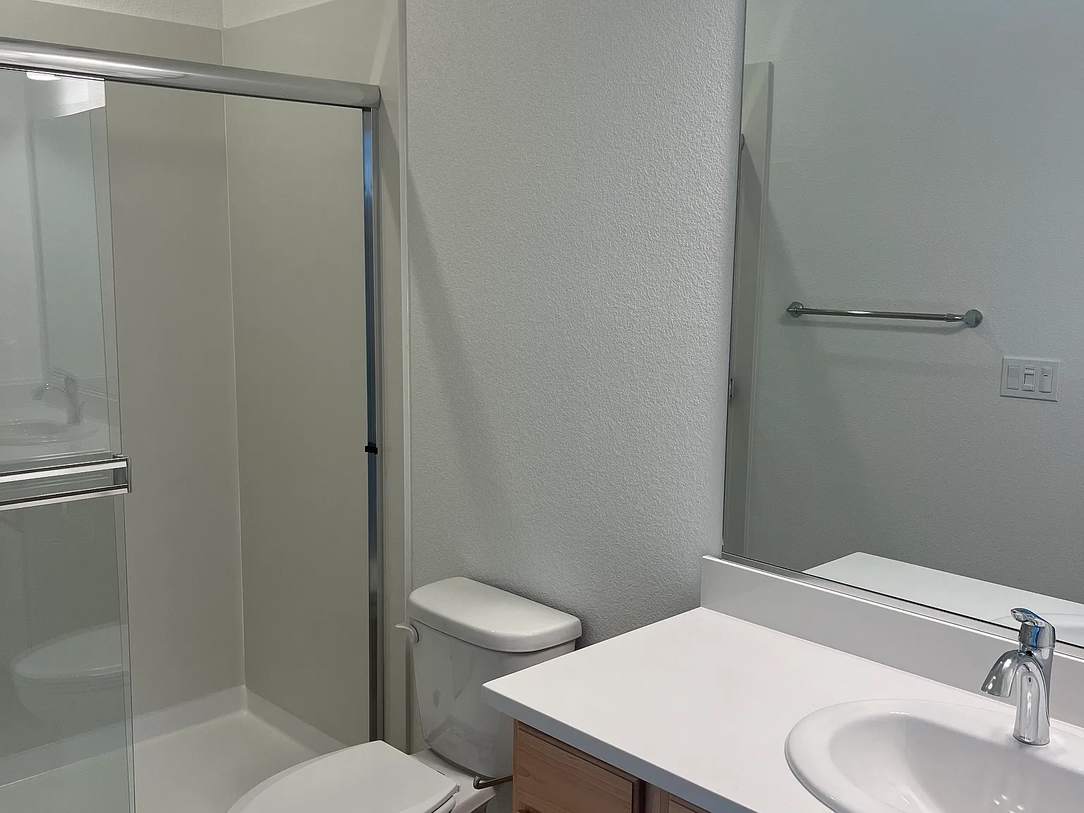 1 bed, 450 sqft, $1,350 — Photo 4