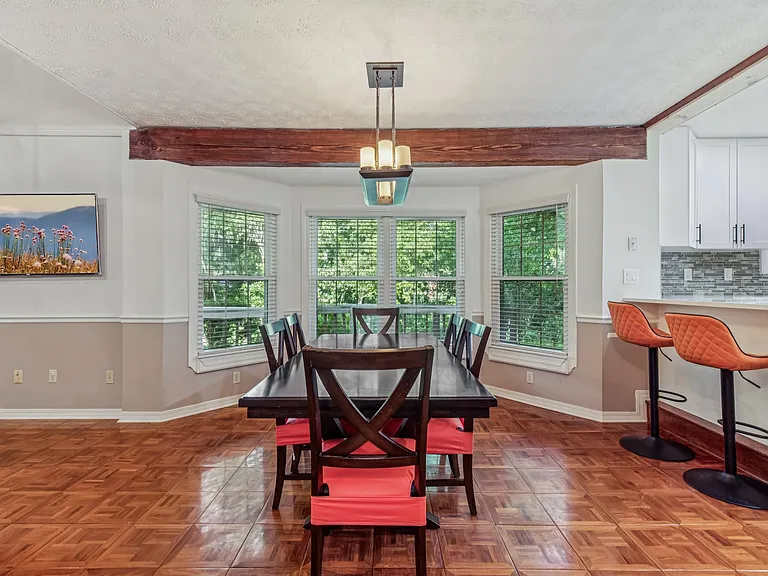 5210 River Park Villas Dr — Photo 17