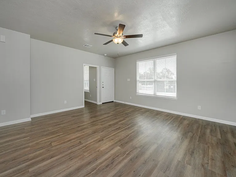 2047 Vintage Farms Way #1 — Photo 5