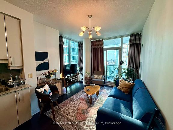 3rd image of 33 Bay St #4306