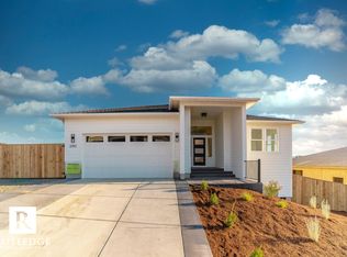 3282 Sky Way, Medford, OR 97504