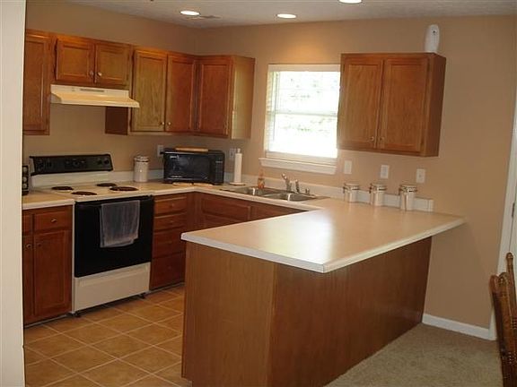4th image of 4540 Woodstone Dr