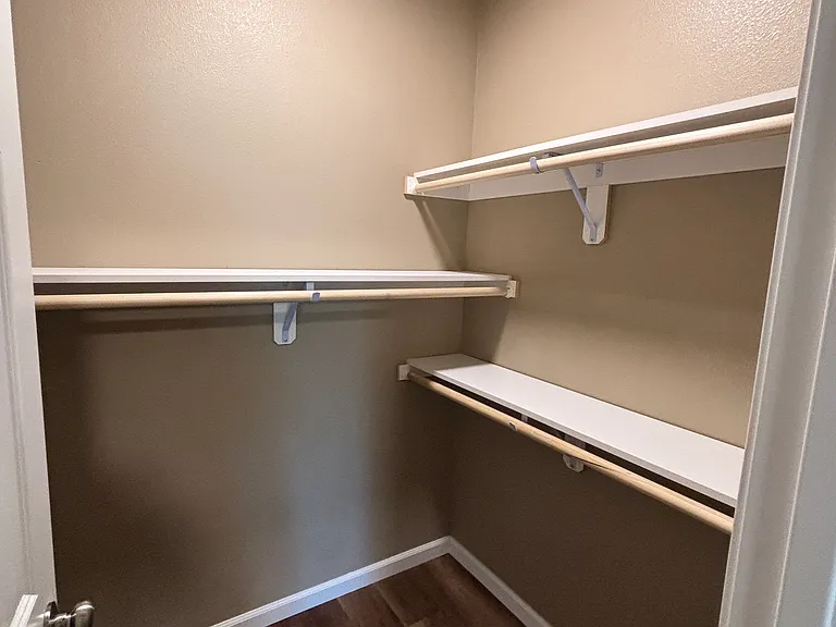 636 Hansen St SE #B — Photo 18