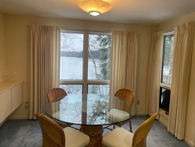 3 bed, 3.0 bath, 2625 sqft, $2,500 — Photo 4