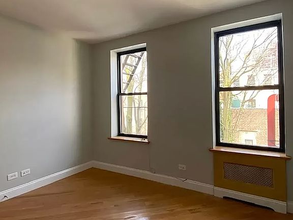 2nd image of 343 E 115th St #C