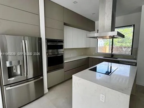 3204 Plaza St #0, Miami, FL 33133