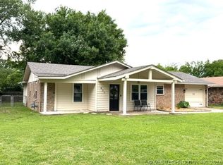 611 N Washington Ave, Wagoner, OK 74467