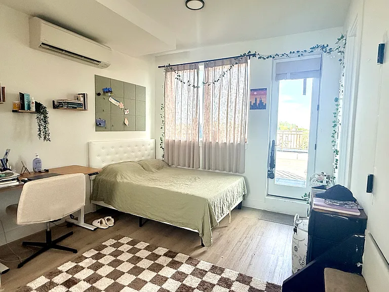 1183 New York Ave #5A — Photo 1