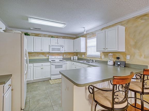 2nd image of 7344 Ironside Ct