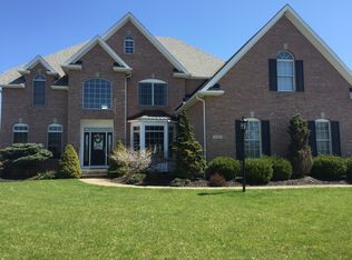 3535 Bellcrest Dr, Avon, OH 44011