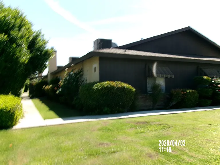 3404 Ashe Rd — Photo 1