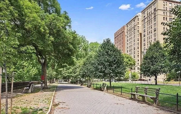 Rented by Blackwater Associates Inc. | media 24